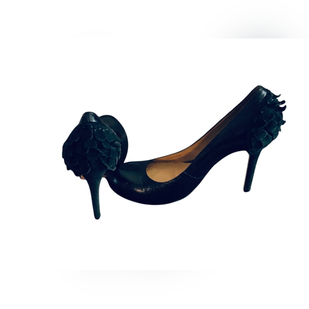 L.A.M.B. Black Heels with Scalloped Edge - Picture 2 of 8